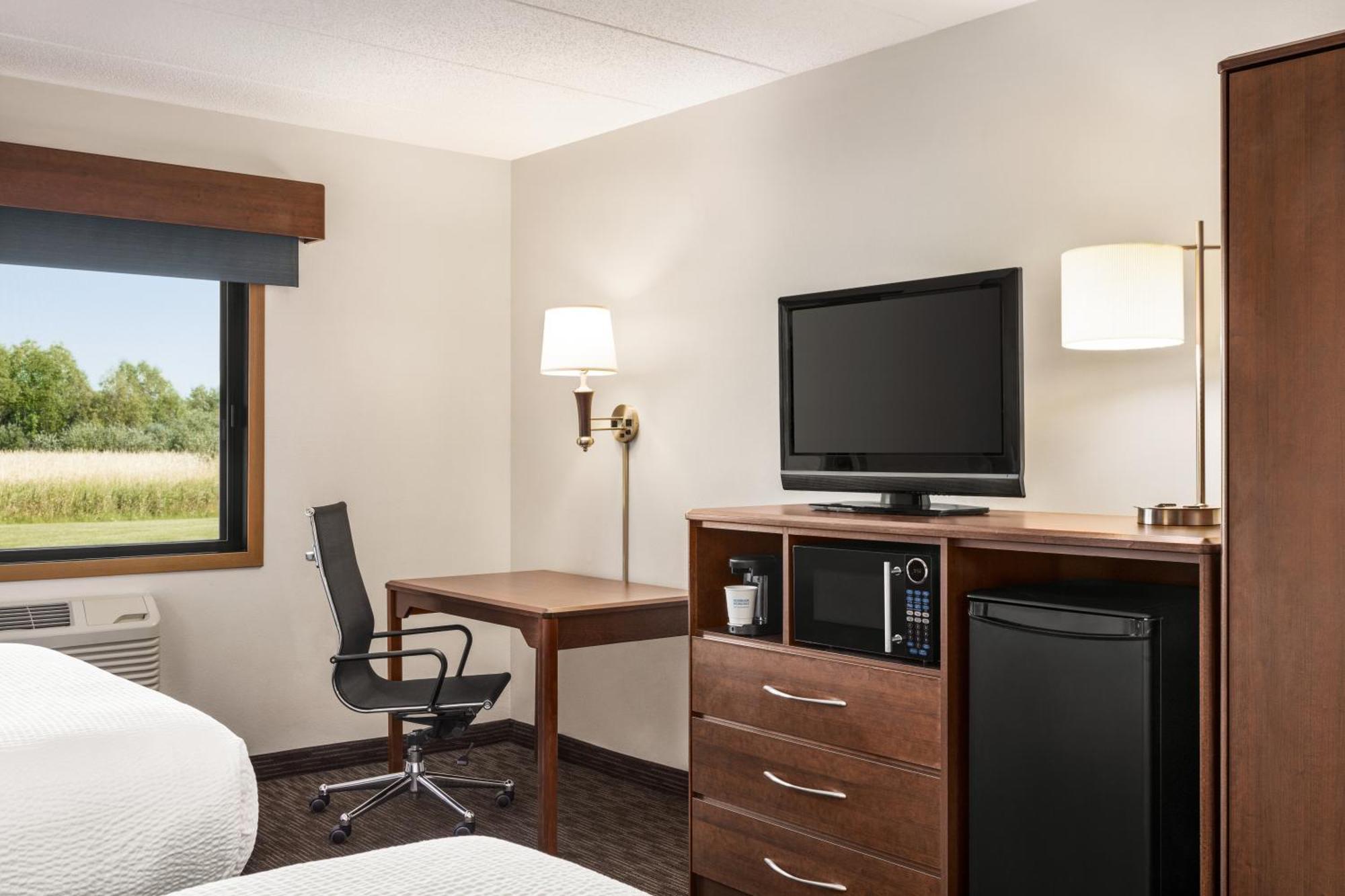 Americinn By Wyndham Baudette Экстерьер фото