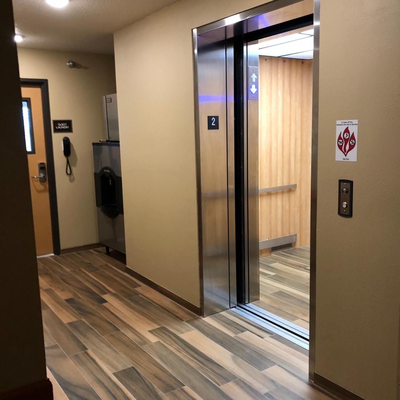 Americinn By Wyndham Baudette Экстерьер фото